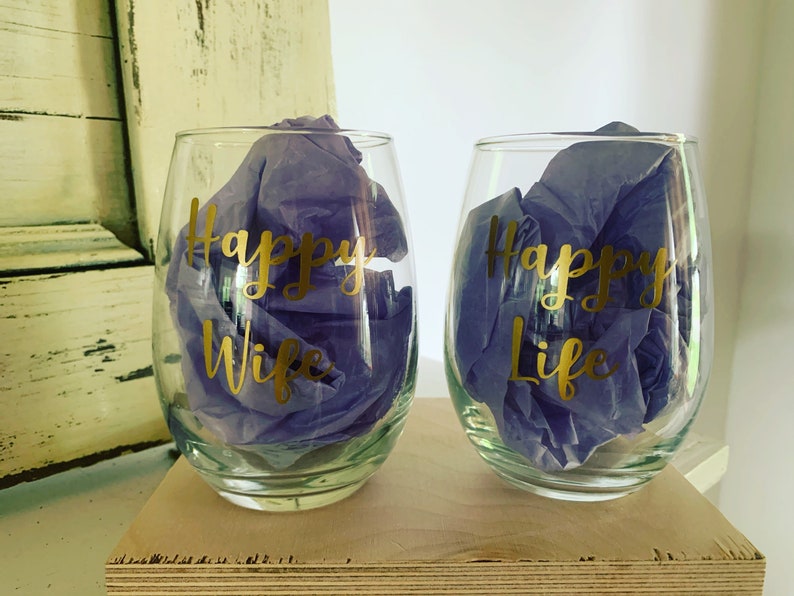 Happy Wife, Happy Life wine glass set